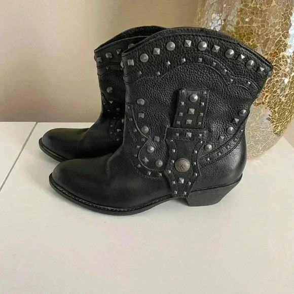 Vince Camuto Madalissa Bootie Black Size 7.5 - Picture 5 of 12